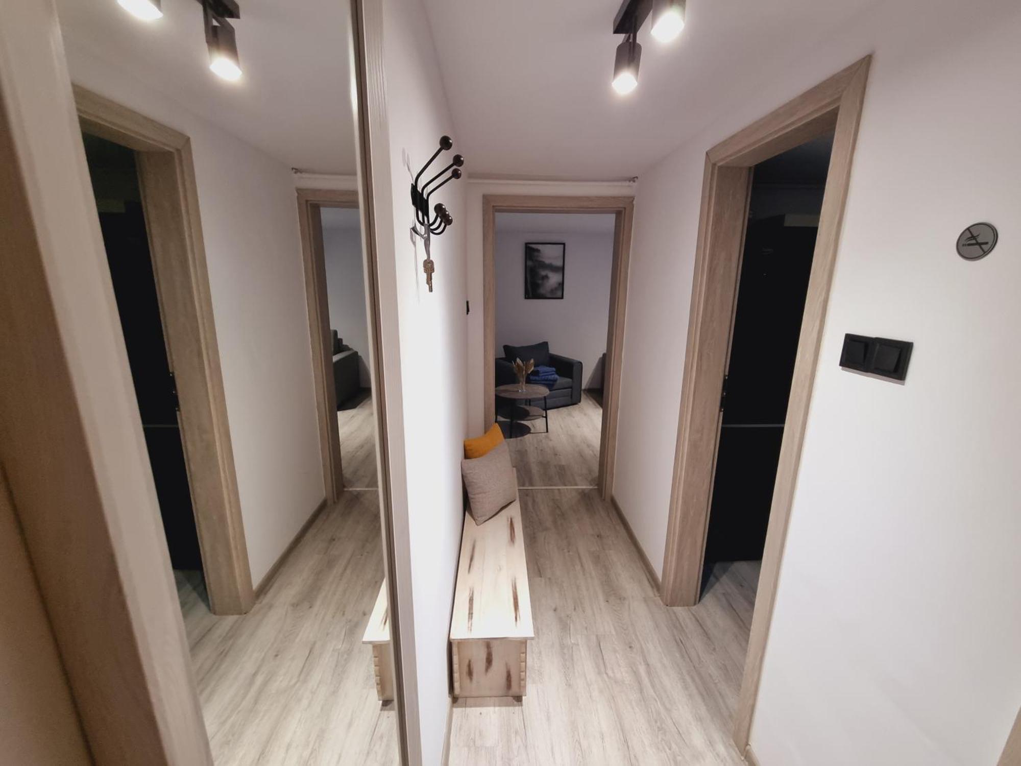 Apartament Paula เยเลเนียกูรา ภายนอก รูปภาพ