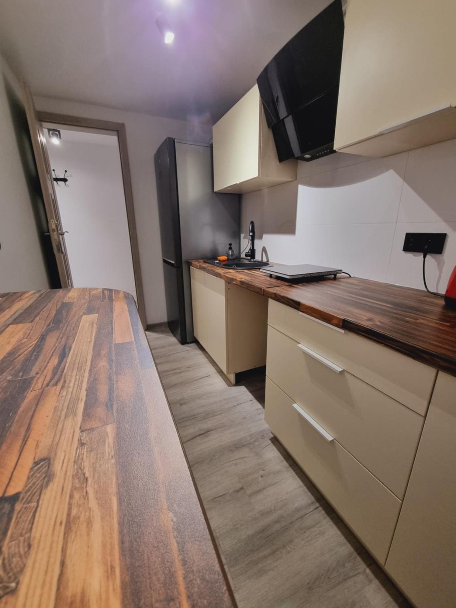 Apartament Paula เยเลเนียกูรา ภายนอก รูปภาพ